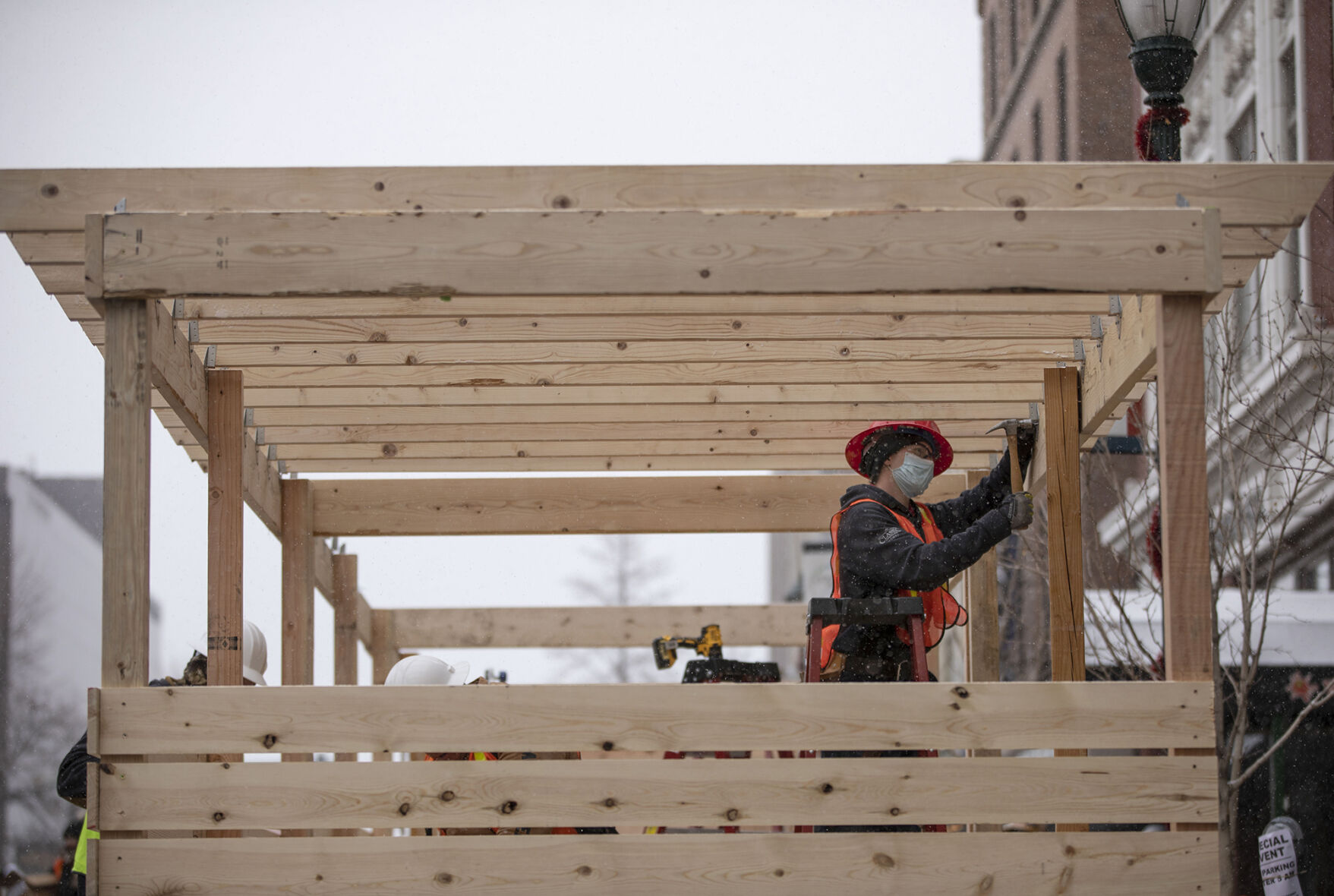 121220-news-buildday 05.jpg
